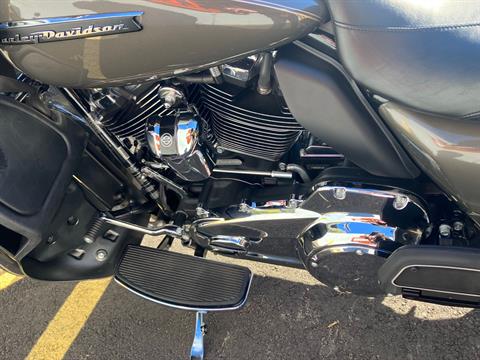 2018 Harley-Davidson ROAD GLIDE ULTRA in West Long Branch, New Jersey - Photo 15