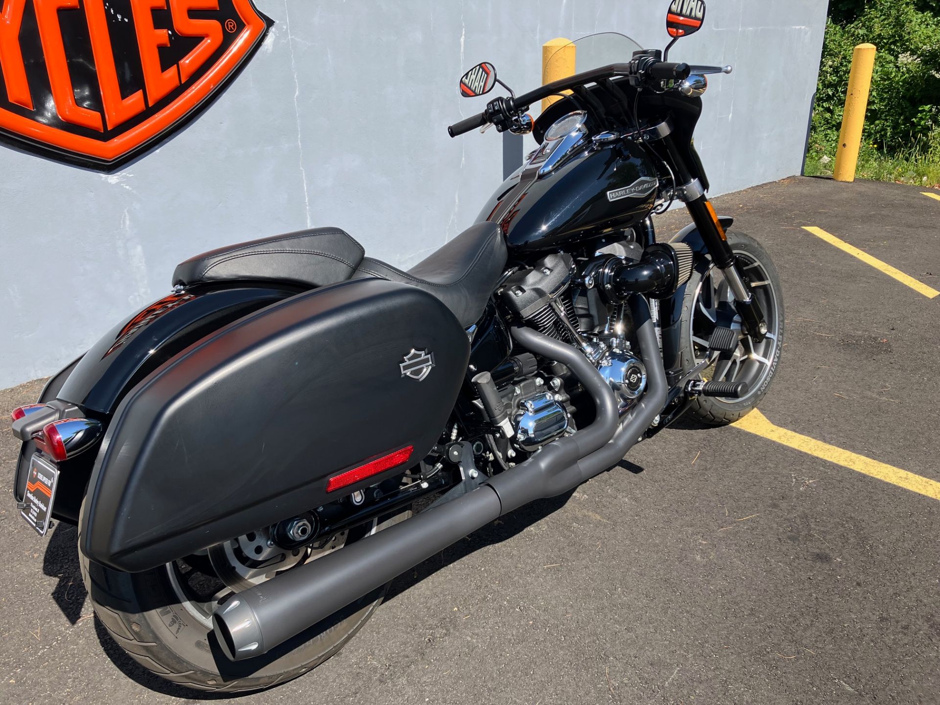 2018 Harley-Davidson SPORT GLIDE in West Long Branch, New Jersey - Photo 3