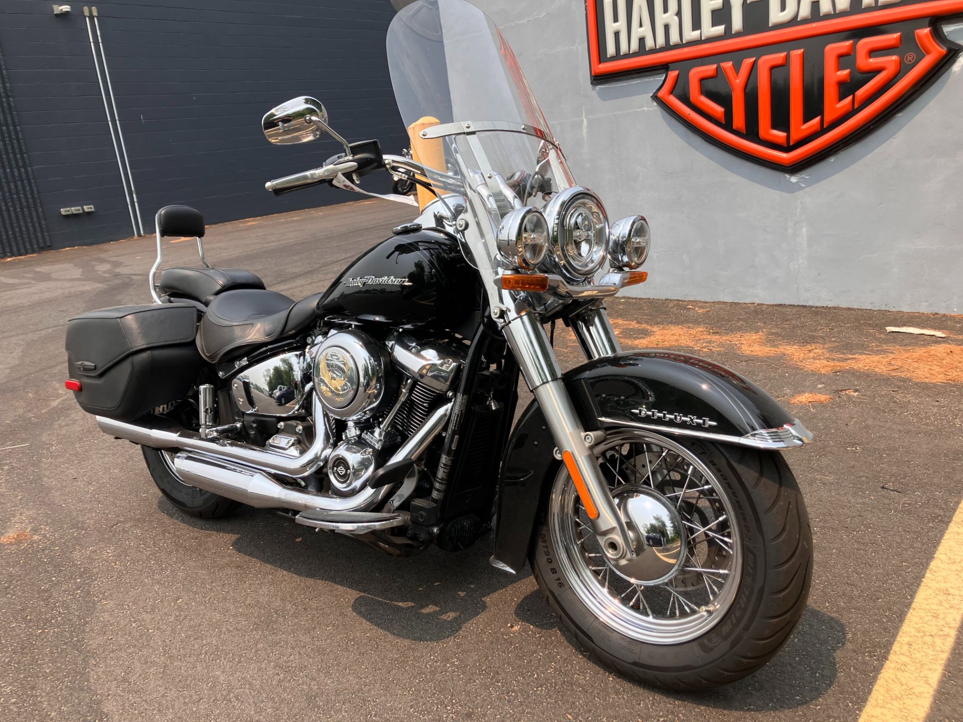 2018 Harley-Davidson Softail® Deluxe 107 in West Long Branch, New Jersey - Photo 2