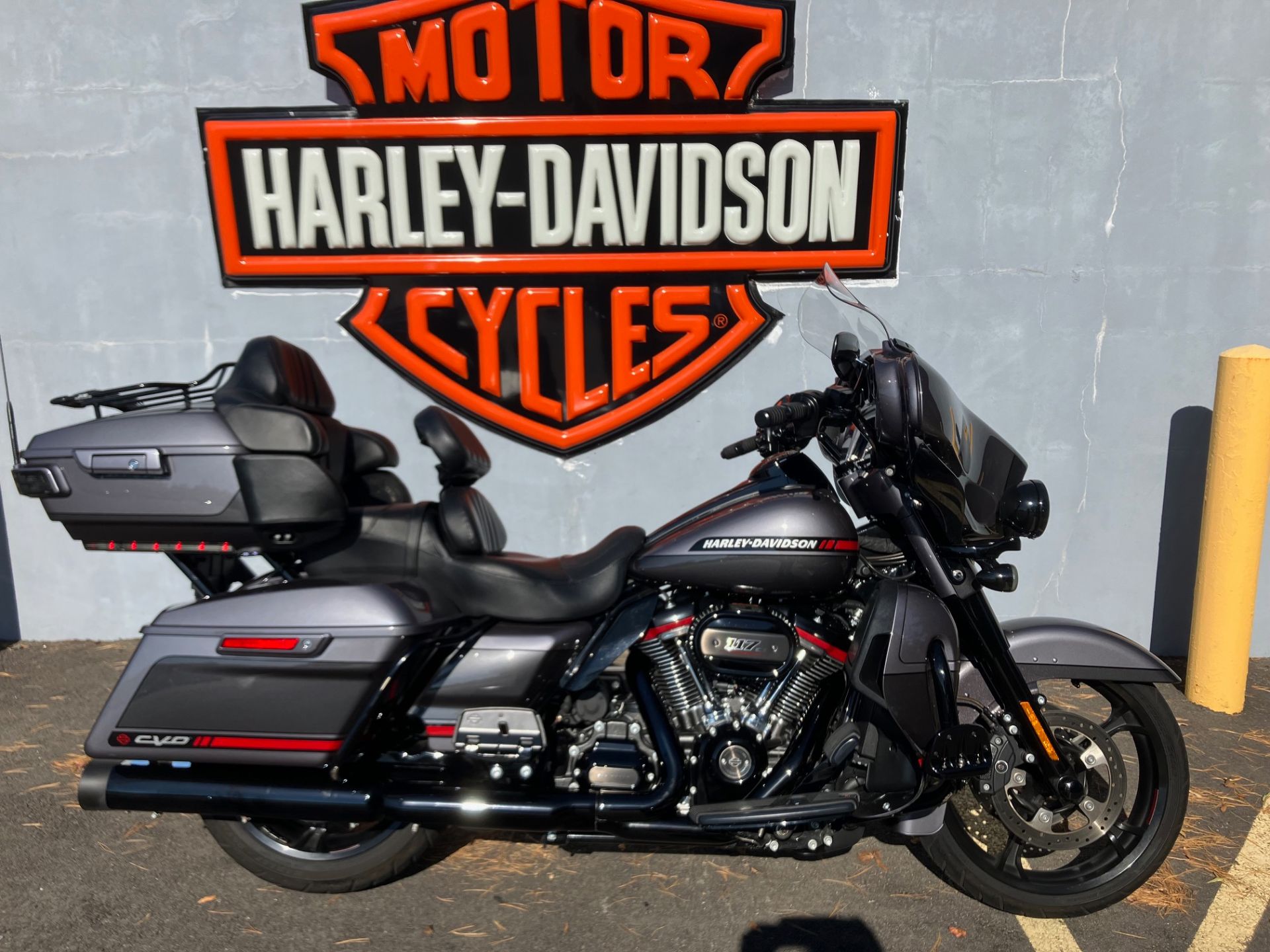 2020 Harley-Davidson CVO ULTRA LIMITED in West Long Branch, New Jersey - Photo 1