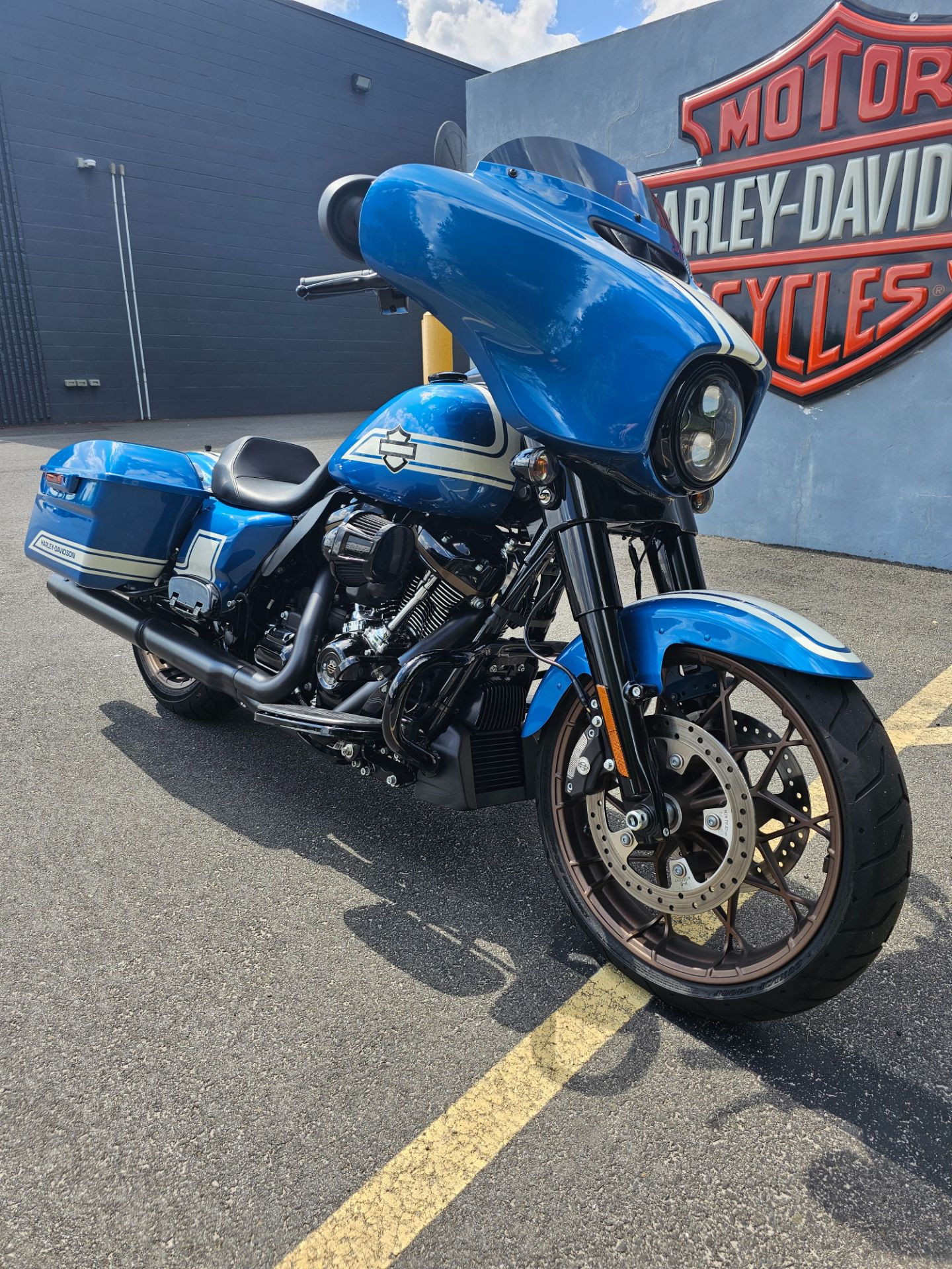 2023 Harley-Davidson Street Glide® ST in West Long Branch, New Jersey - Photo 2