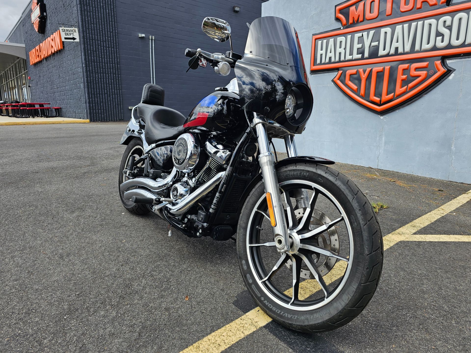 2018 Harley-Davidson Low Rider in West Long Branch, New Jersey - Photo 2