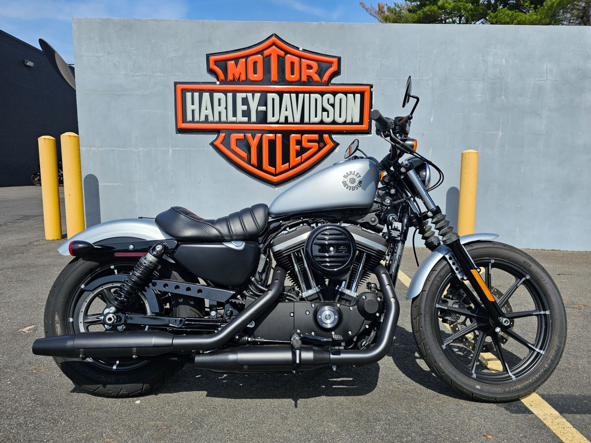 2020 Harley-Davidson IRON 883 in West Long Branch, New Jersey - Photo 1