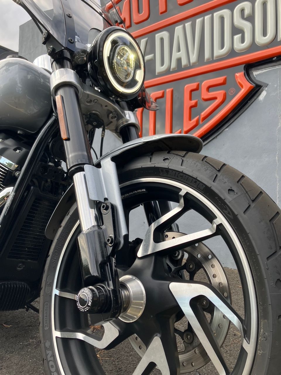 2019 Harley-Davidson SPORT GLIDE in West Long Branch, New Jersey - Photo 6