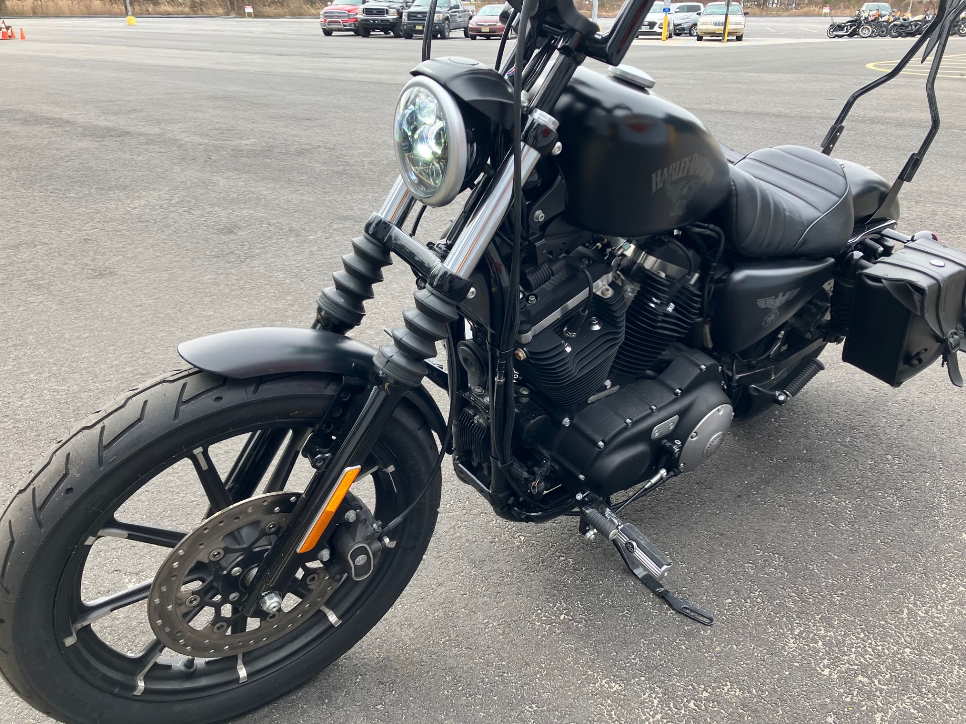 2018 Harley-Davidson IRON 883 in West Long Branch, New Jersey - Photo 4