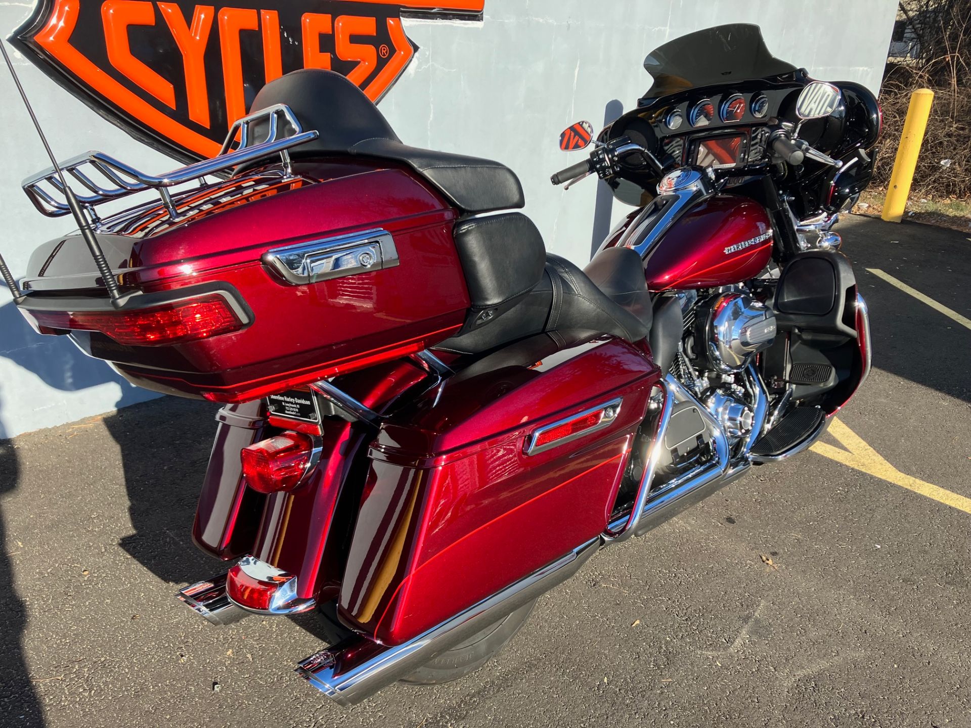 2016 Harley-Davidson ULTRA LIMITED in West Long Branch, New Jersey - Photo 2