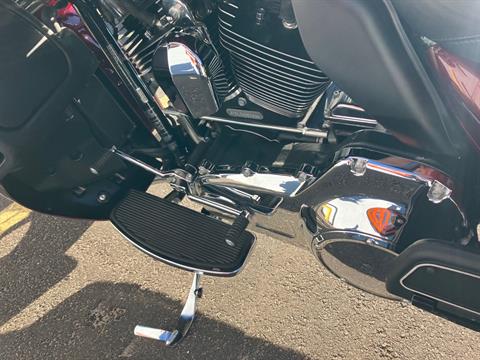 2016 Harley-Davidson ULTRA LIMITED in West Long Branch, New Jersey - Photo 11