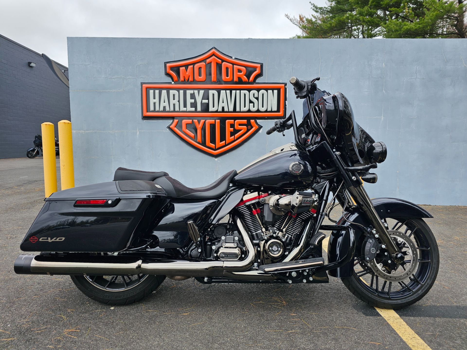 2022 Harley-Davidson CVO™ Street Glide® in West Long Branch, New Jersey - Photo 1