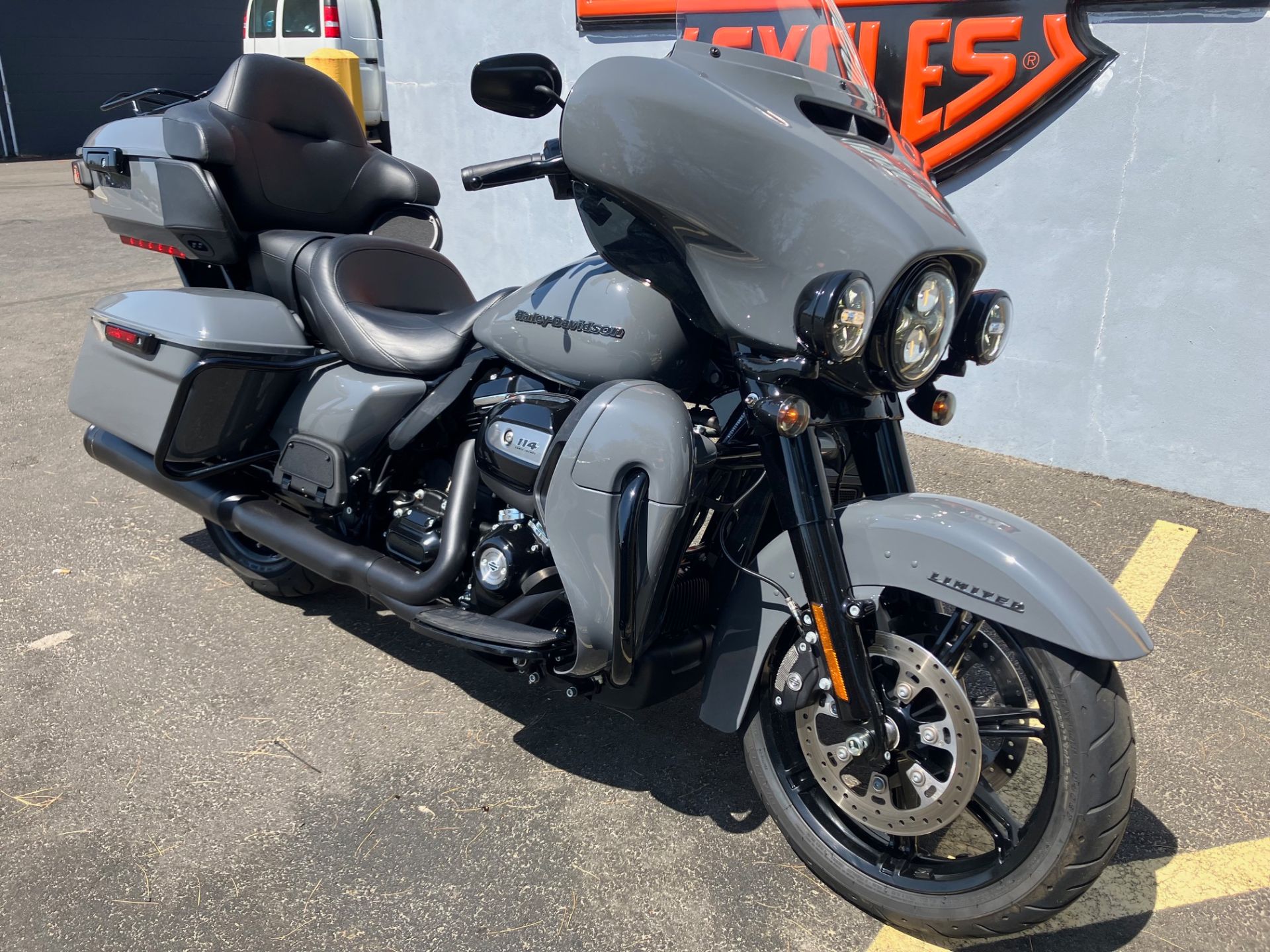 2022 Harley-Davidson ULTRA LIMITED in West Long Branch, New Jersey - Photo 2