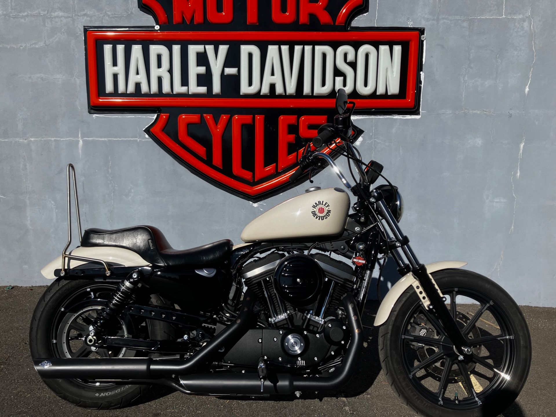2022 Harley-Davidson IRON 883 ABS in West Long Branch, New Jersey - Photo 1