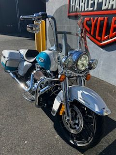 2016 Harley-Davidson ROAD KING in West Long Branch, New Jersey - Photo 2