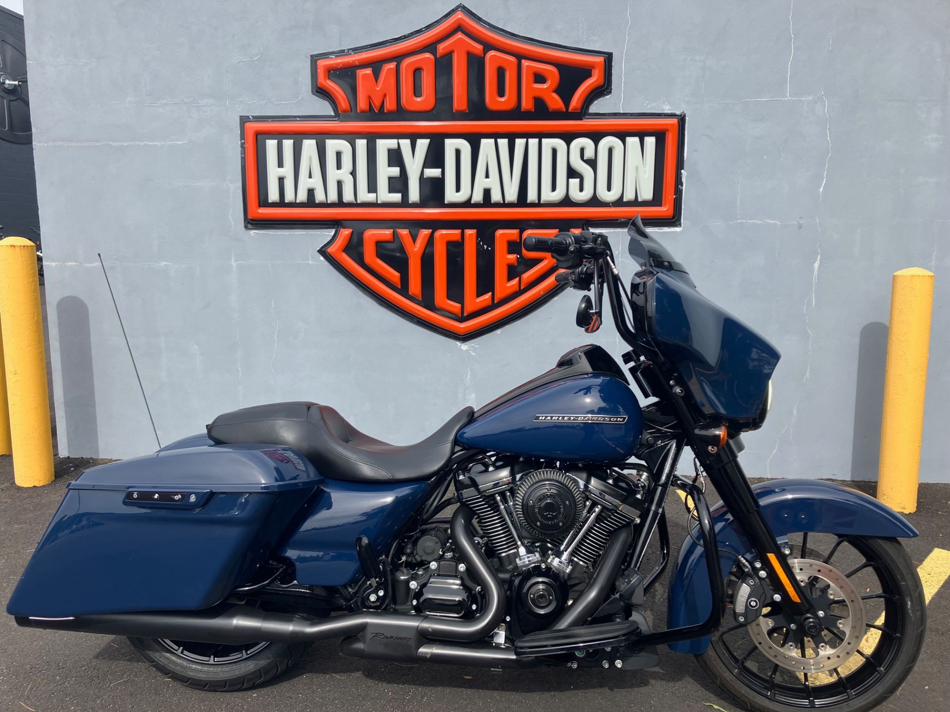 2019 Harley-Davidson STREET GLIDE SPECIAL in West Long Branch, New Jersey - Photo 1