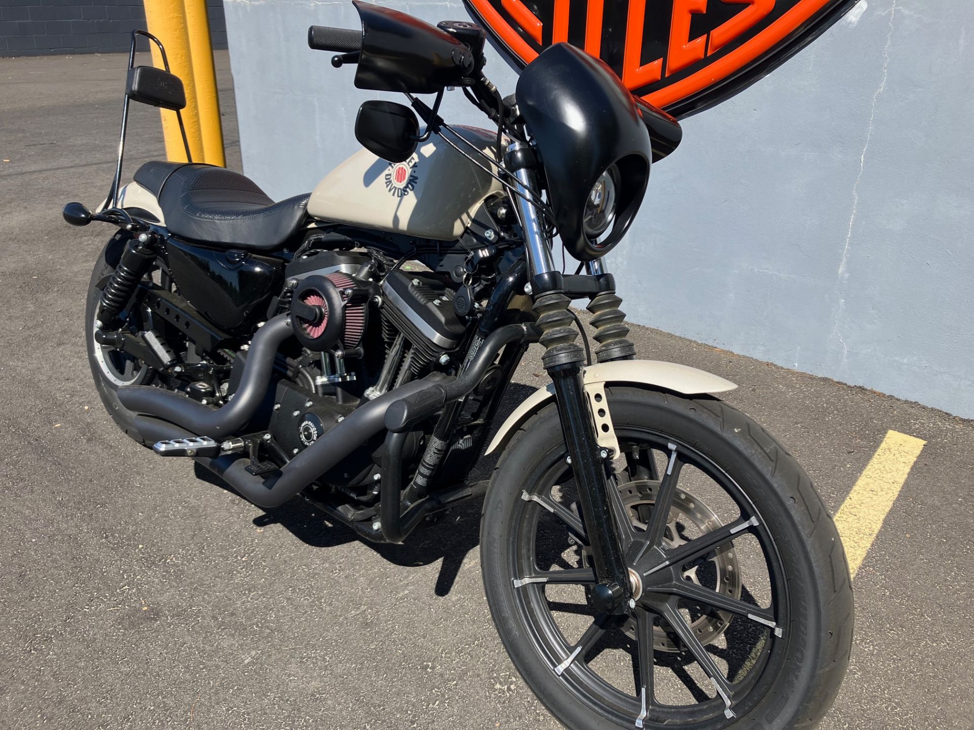 2022 Harley-Davidson IRON 883 in West Long Branch, New Jersey - Photo 2