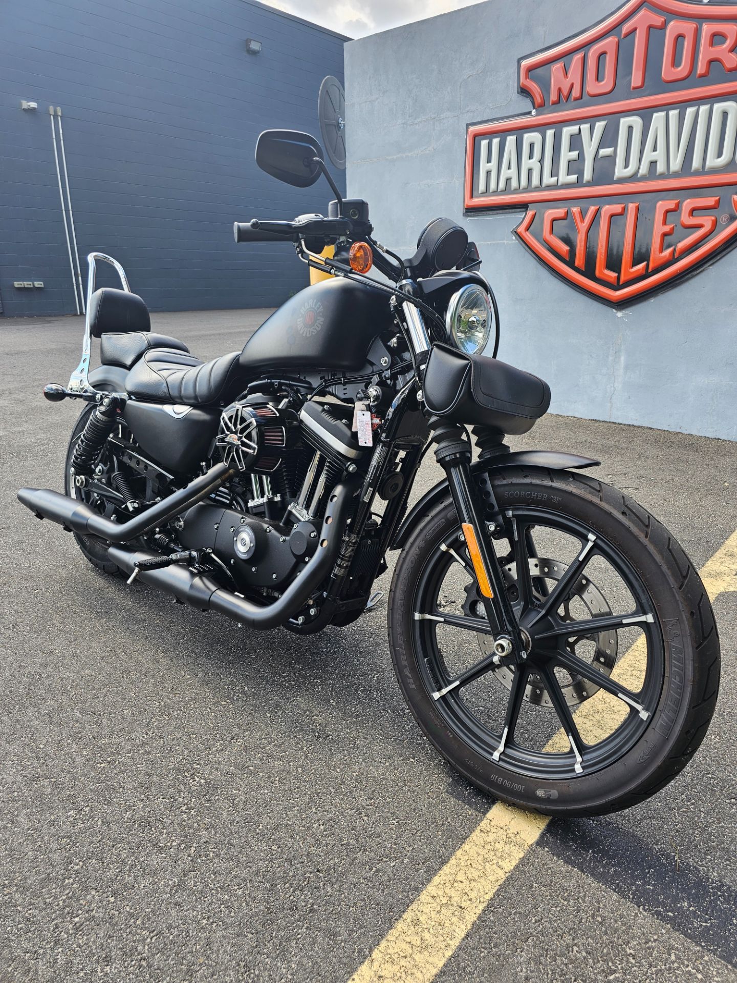 2020 Harley-Davidson IRON 883 in West Long Branch, New Jersey - Photo 2