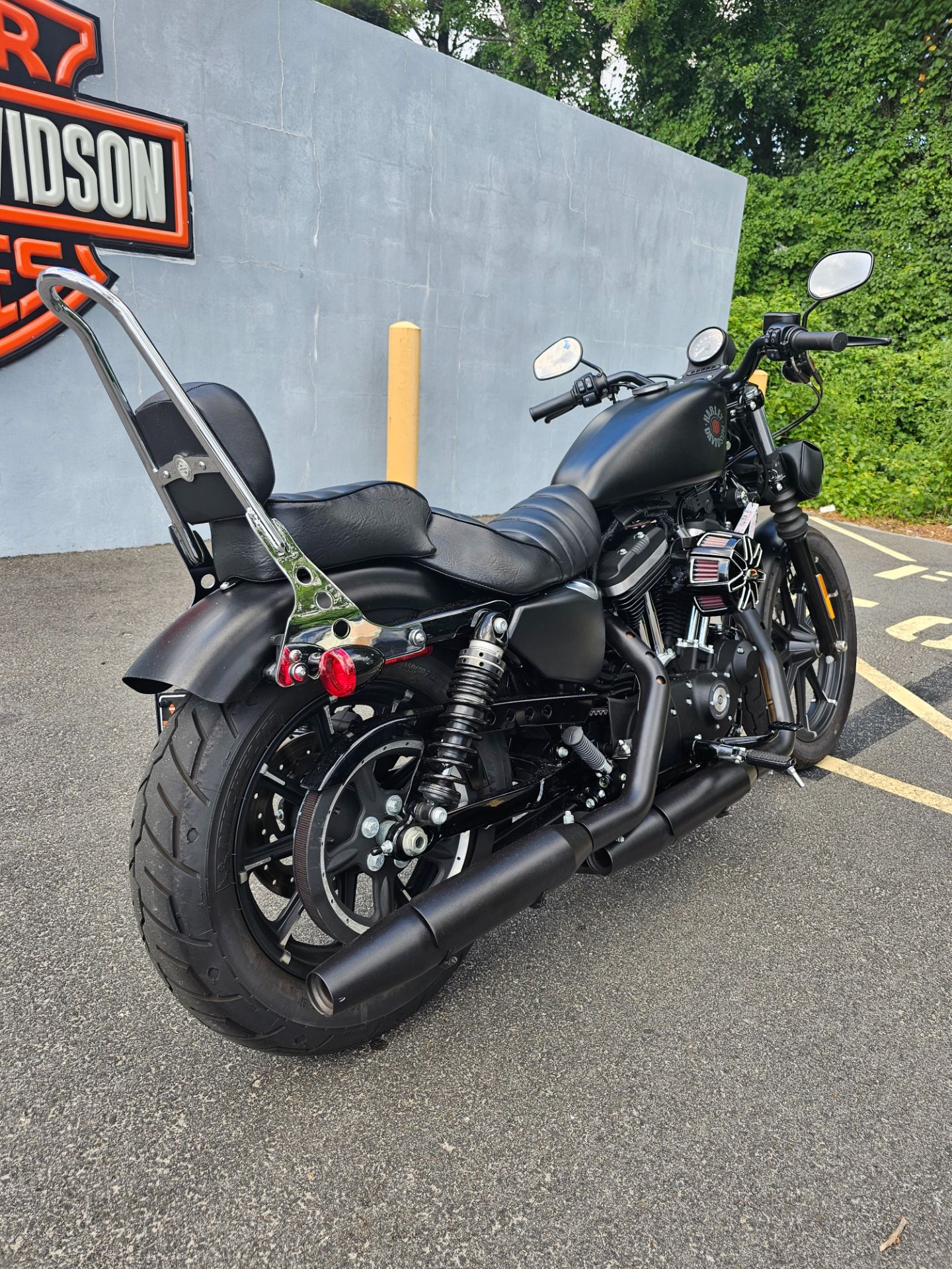 2020 Harley-Davidson IRON 883 in West Long Branch, New Jersey - Photo 8