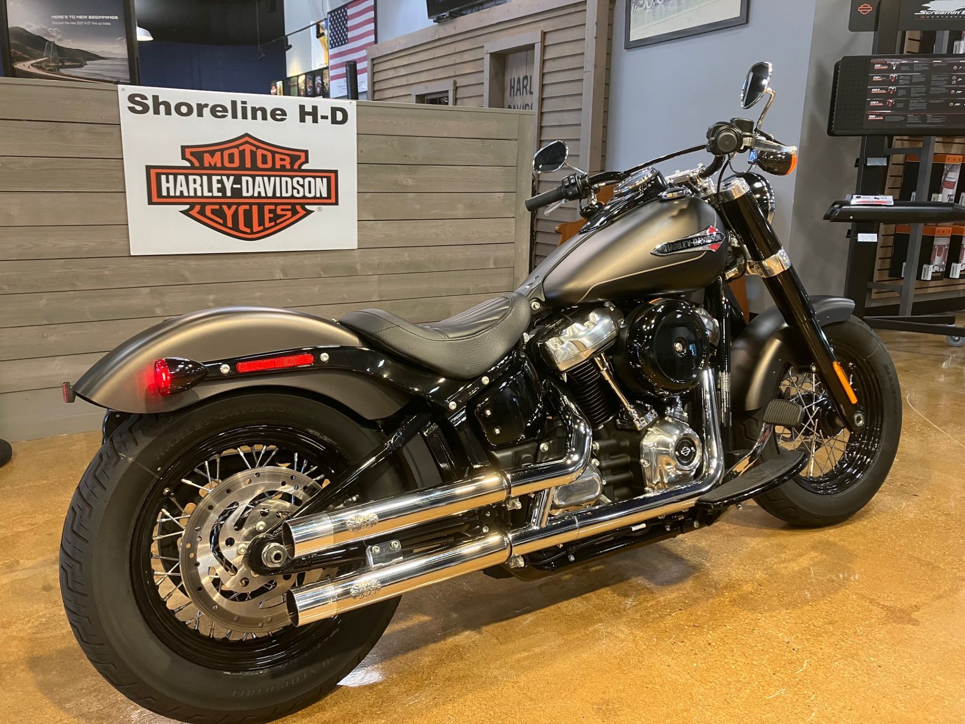 2021 Harley-Davidson SLIM in West Long Branch, New Jersey - Photo 3
