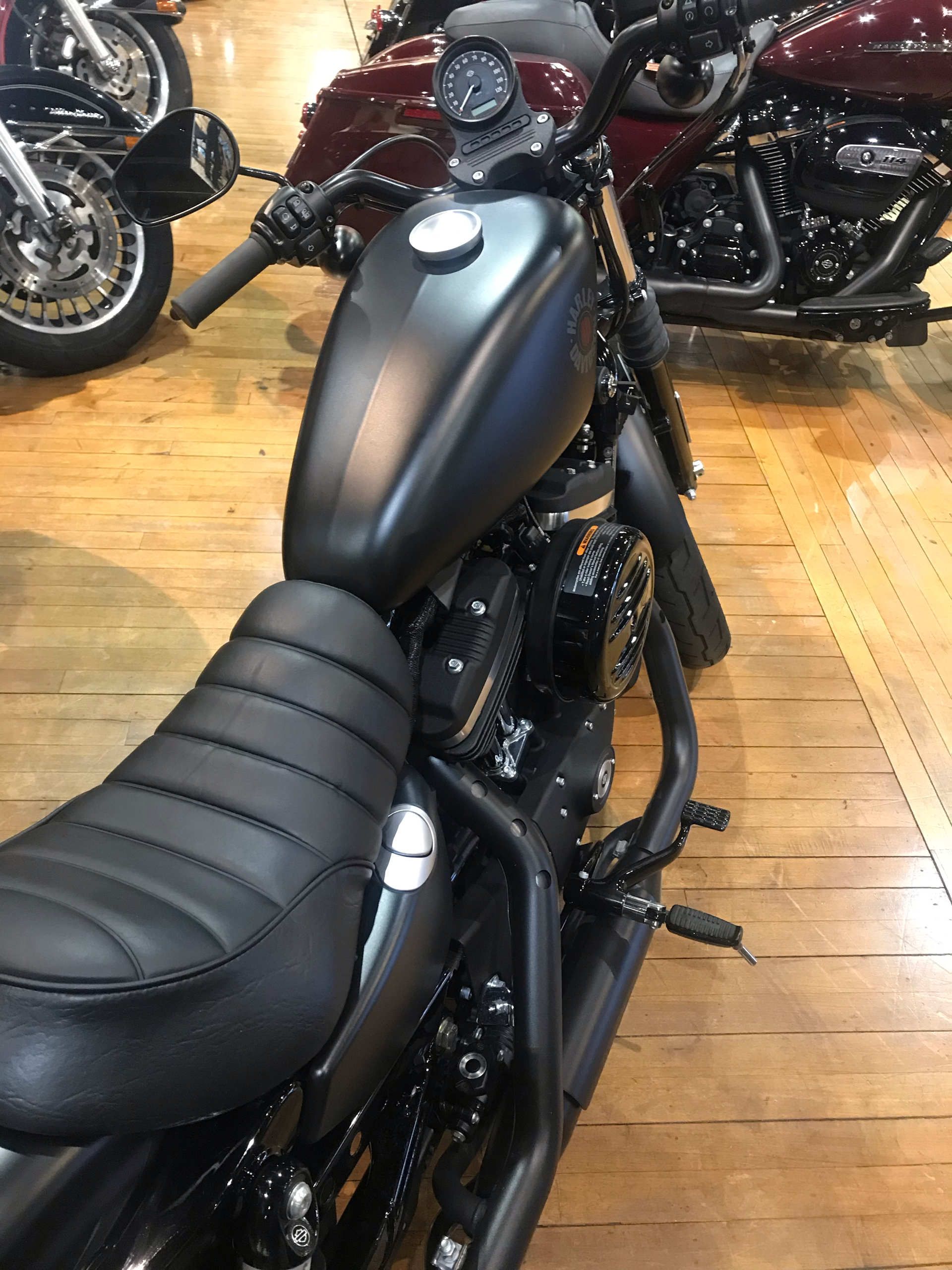 2021 Harley-Davidson IRON 883 in Lakewood, New Jersey - Photo 3