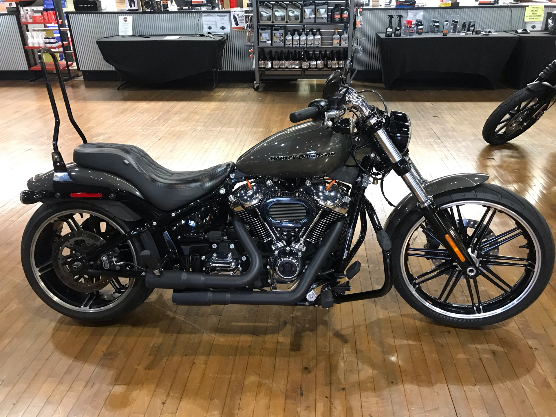 2019 Harley-Davidson BREAKOUT in Lakewood, New Jersey - Photo 1