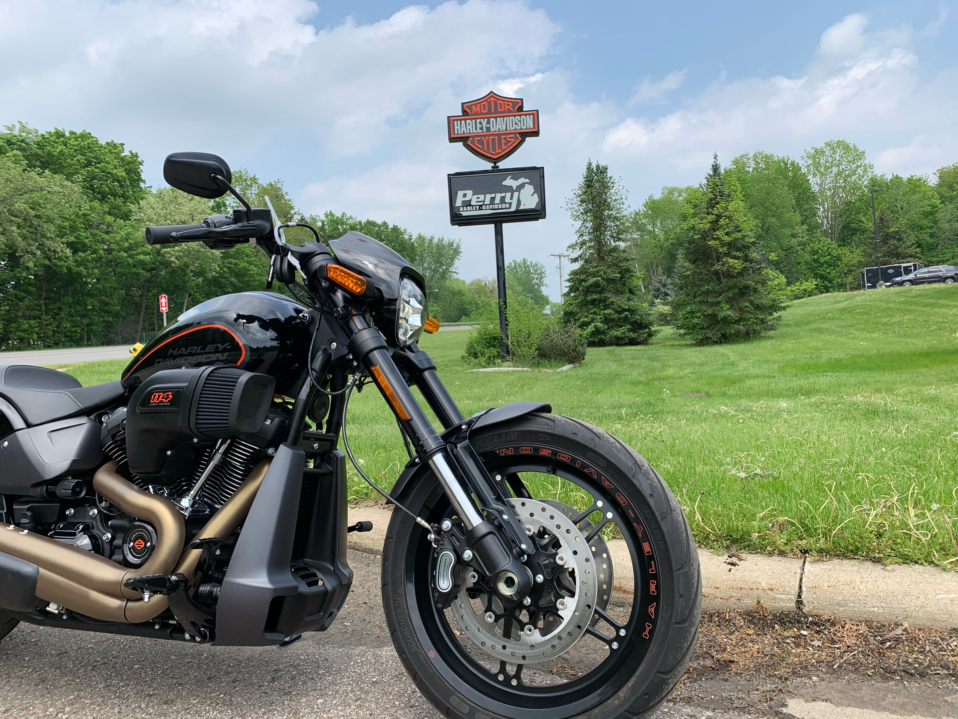 2019 Harley-Davidson FXDR™ 114 in Portage, Michigan - Photo 8