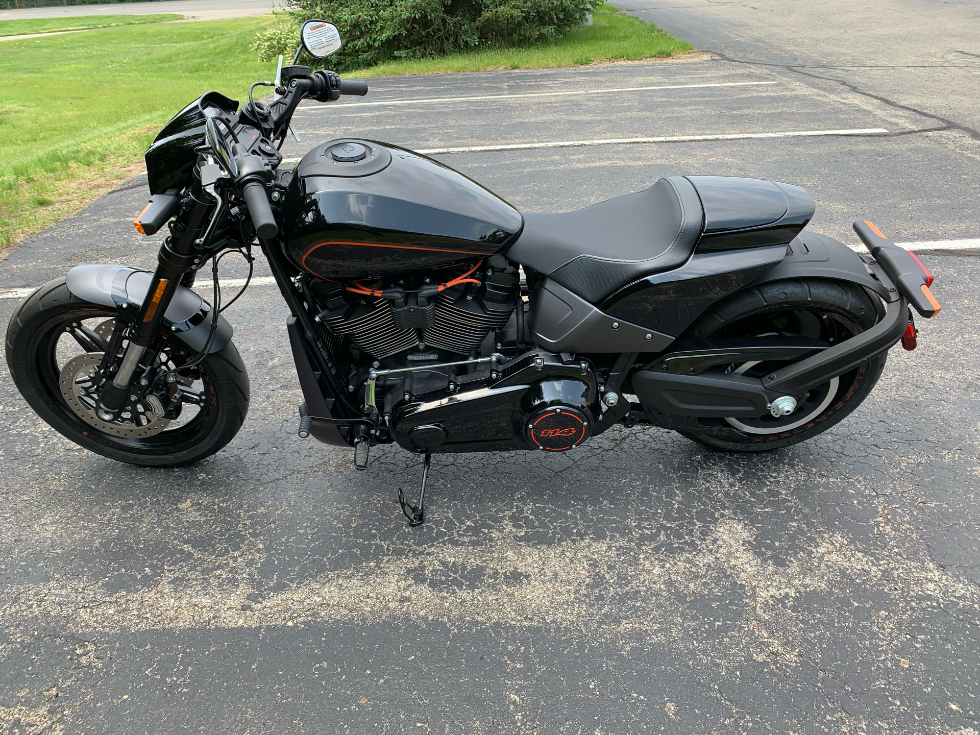 2019 Harley-Davidson FXDR™ 114 in Portage, Michigan - Photo 9