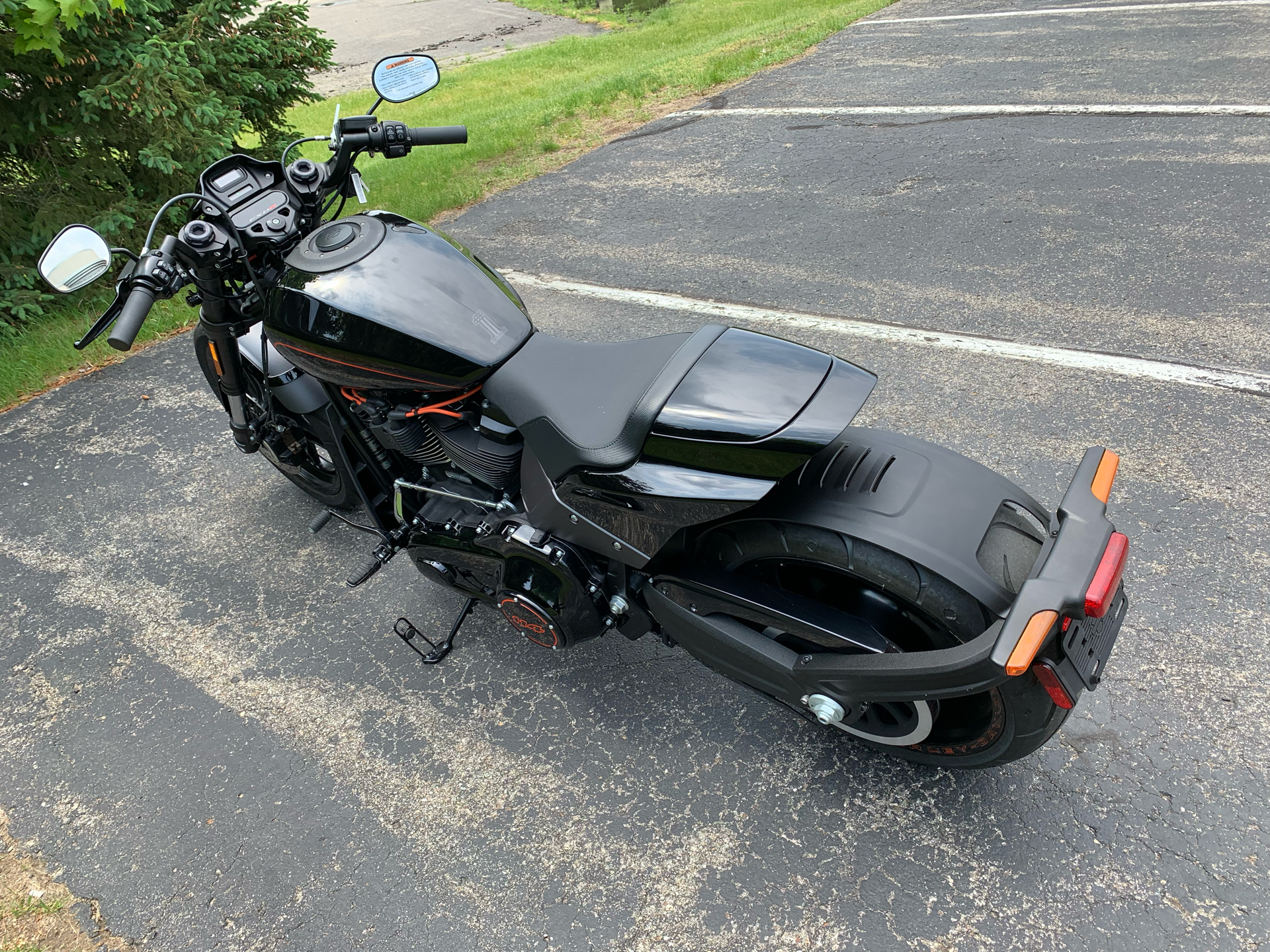 2019 Harley-Davidson FXDR™ 114 in Portage, Michigan - Photo 10