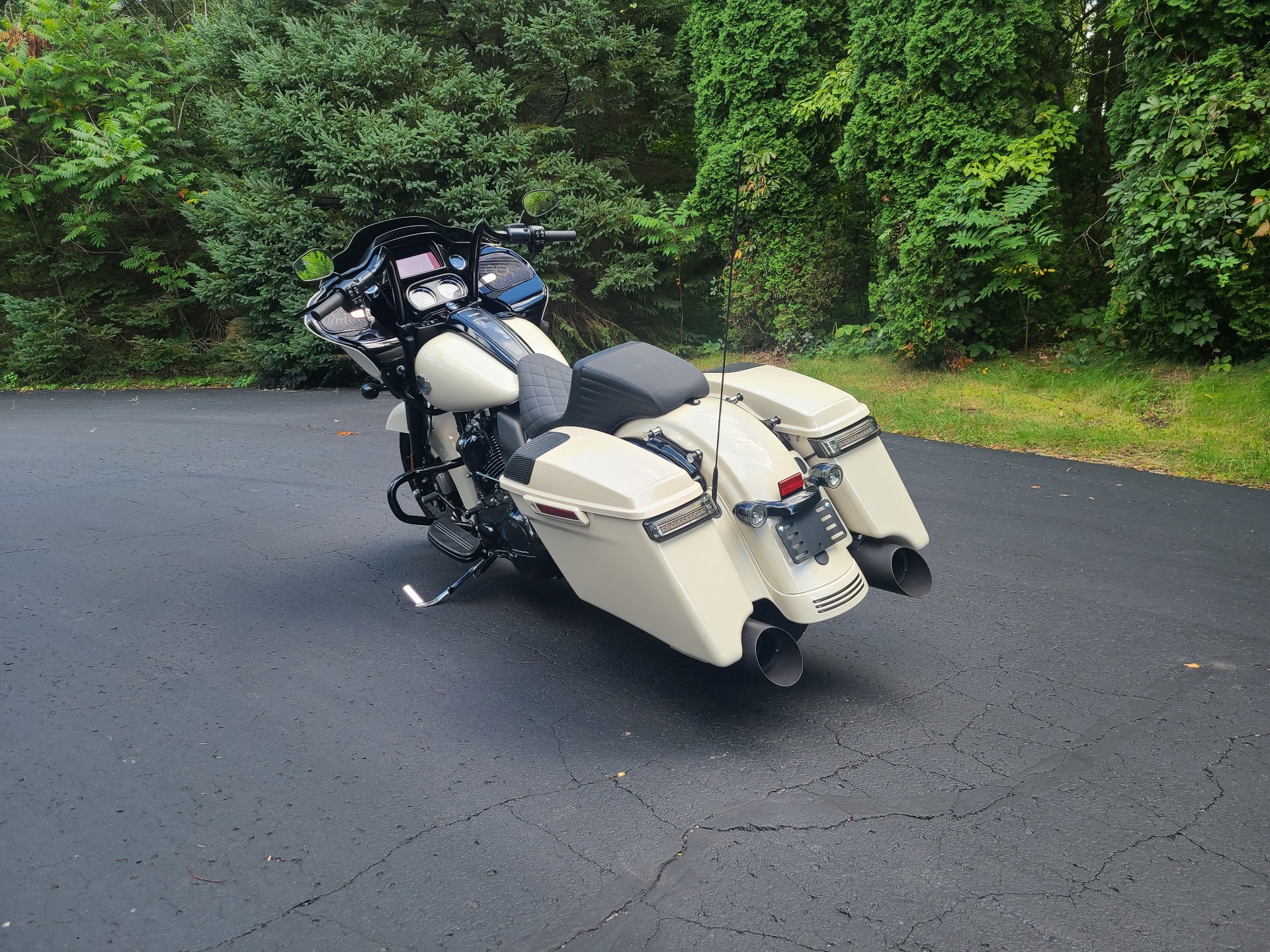 2022 Harley-Davidson Road Glide® Special in Portage, Michigan - Photo 6