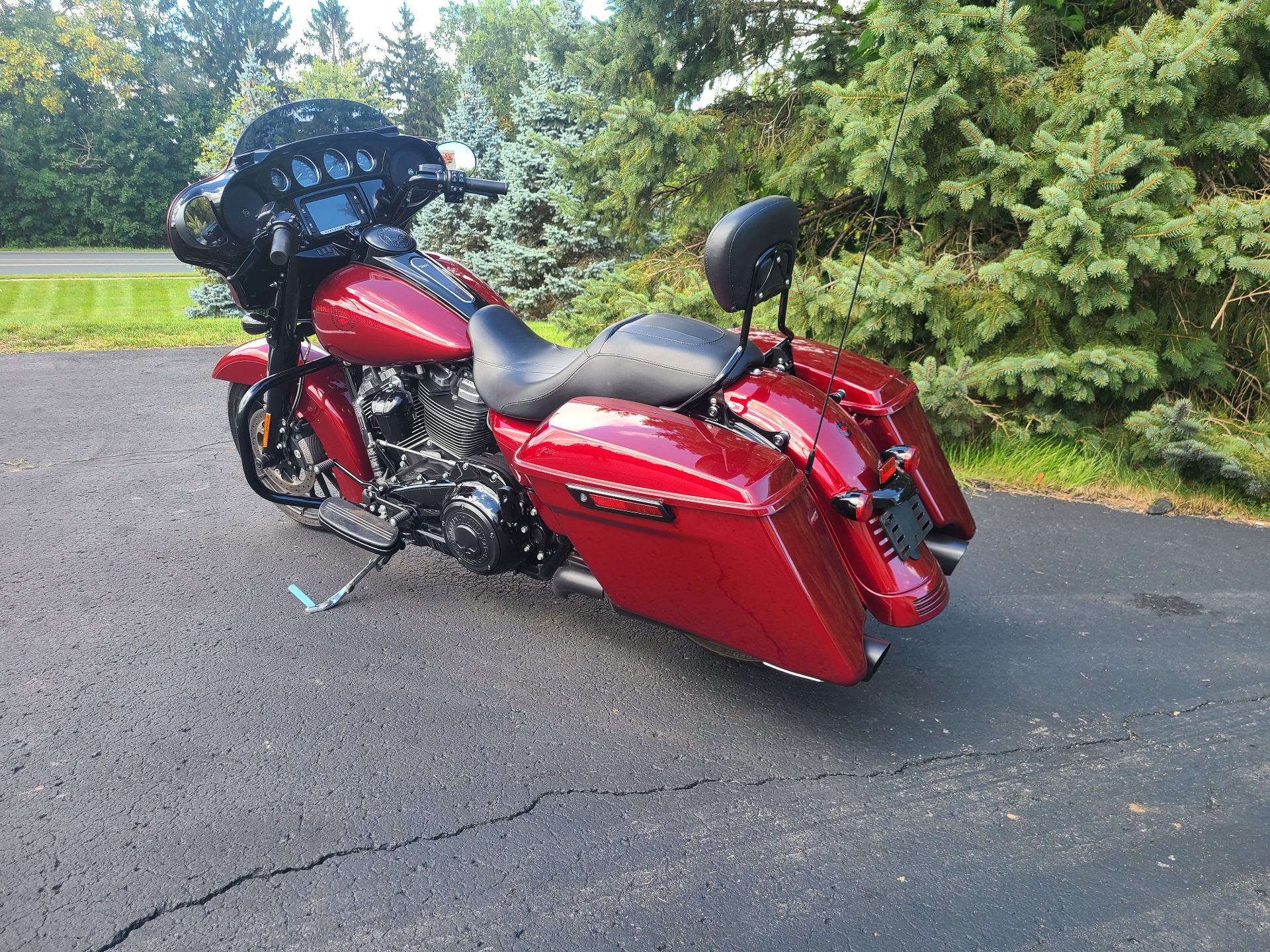 2018 Harley-Davidson Street Glide® Special in Portage, Michigan - Photo 4