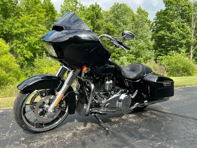 2022 Harley-Davidson Road Glide® in Portage, Michigan - Photo 7