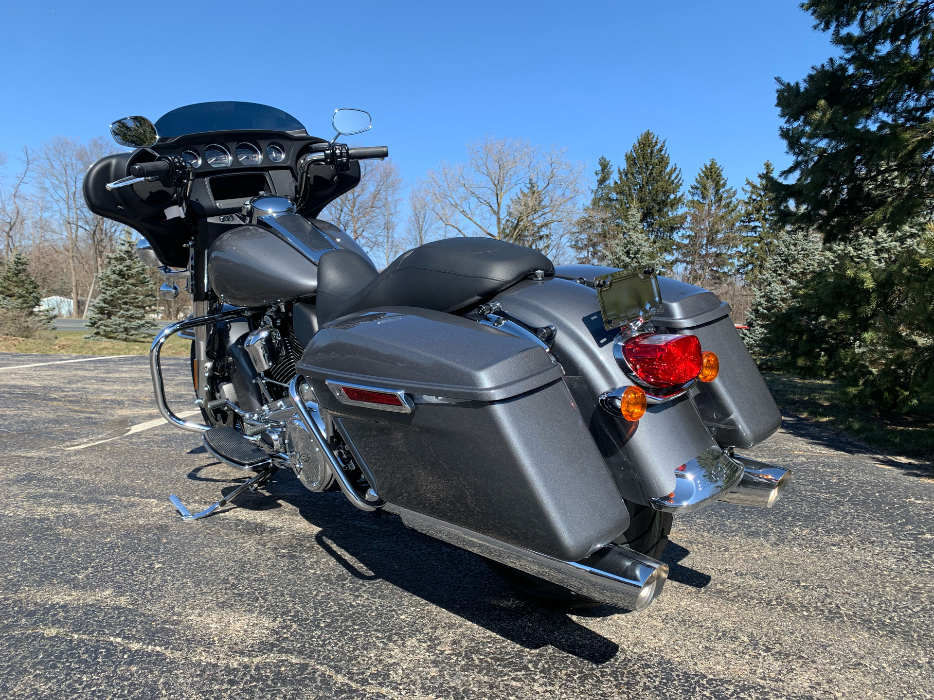 2023 Harley-Davidson Electra Glide Standard in Portage, Michigan - Photo 5