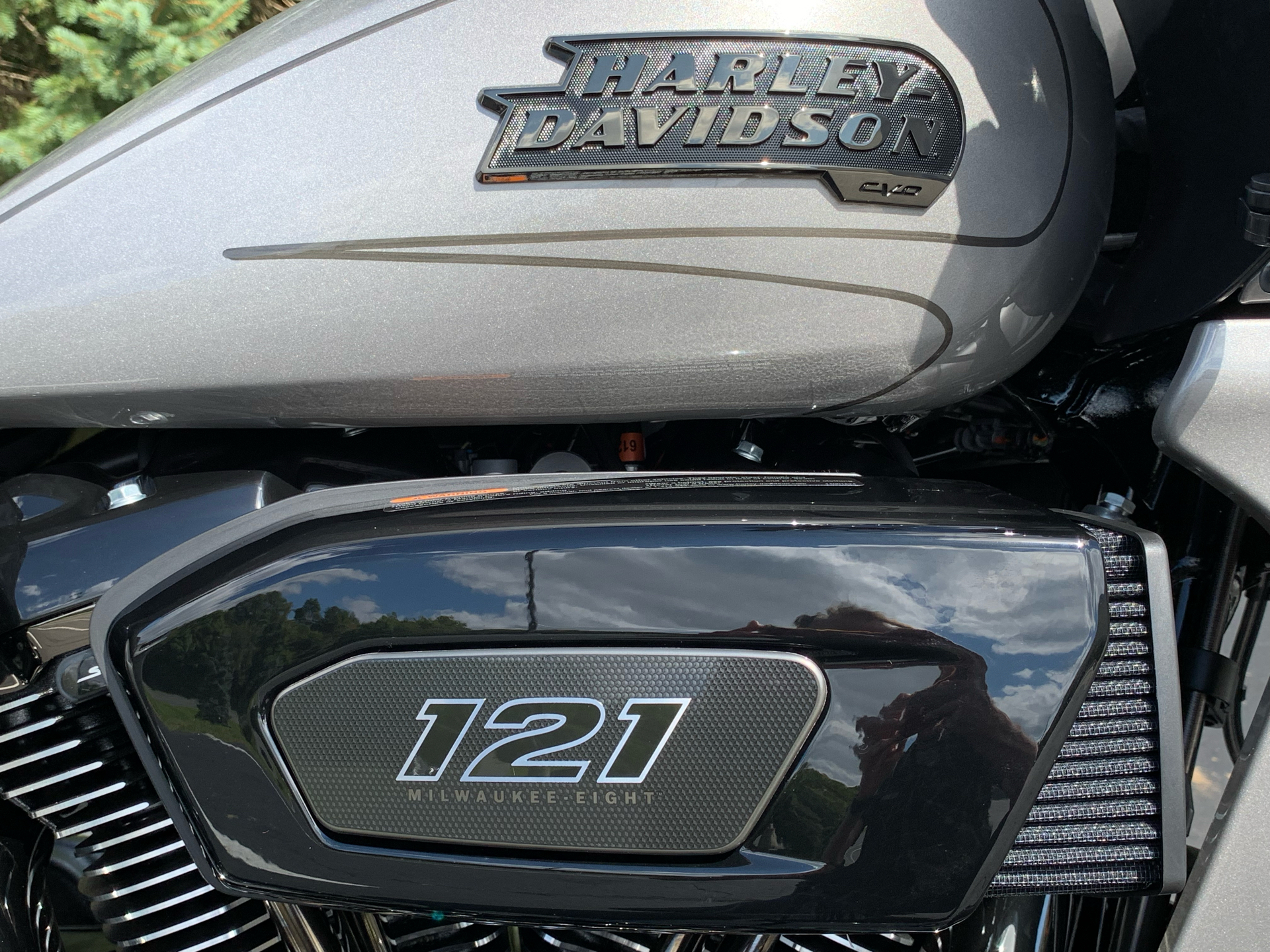 2023 Harley-Davidson CVO™ Road Glide® in Portage, Michigan - Photo 8