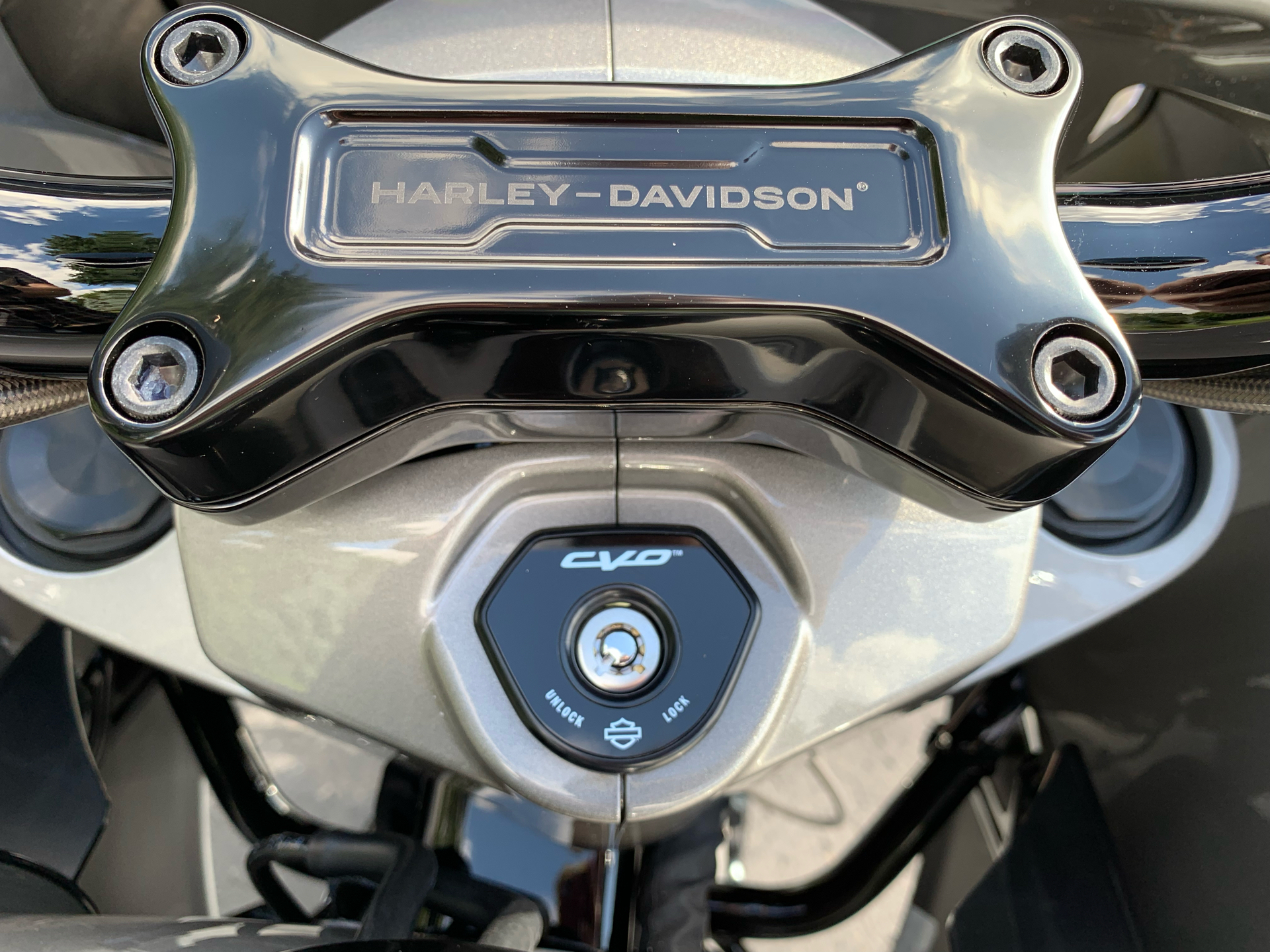 2023 Harley-Davidson CVO™ Road Glide® in Portage, Michigan - Photo 20