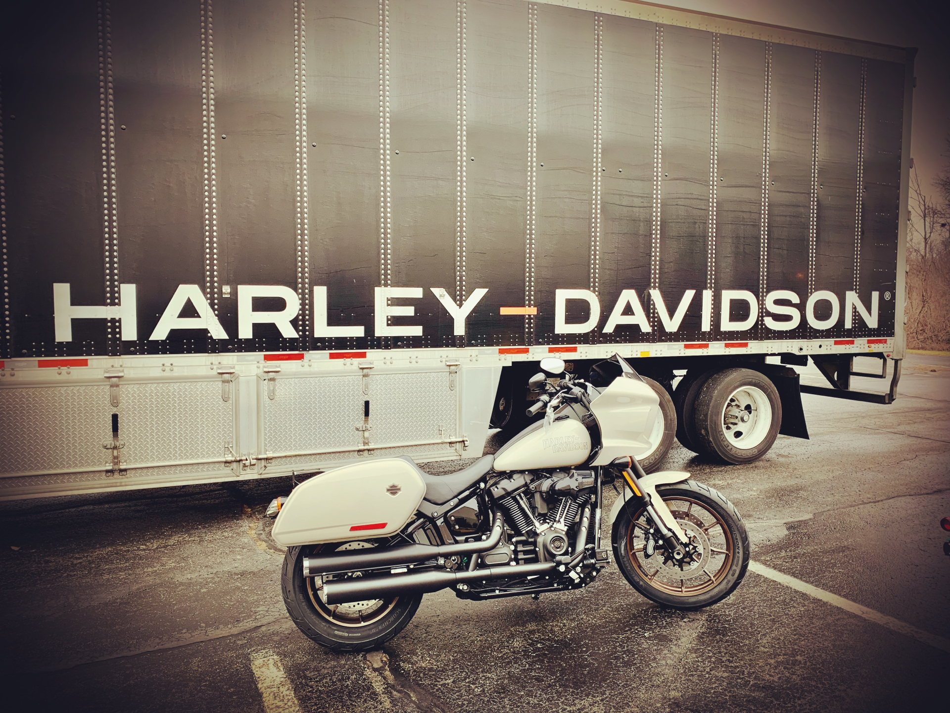 2023 Harley-Davidson Low Rider® ST in Portage, Michigan - Photo 14