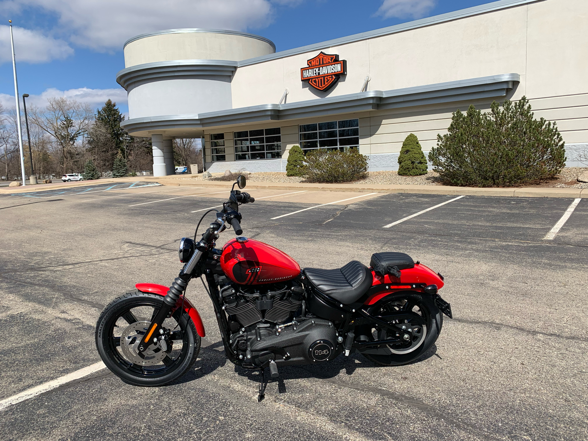 2022 Harley-Davidson Street Bob® 114 in Portage, Michigan - Photo 3