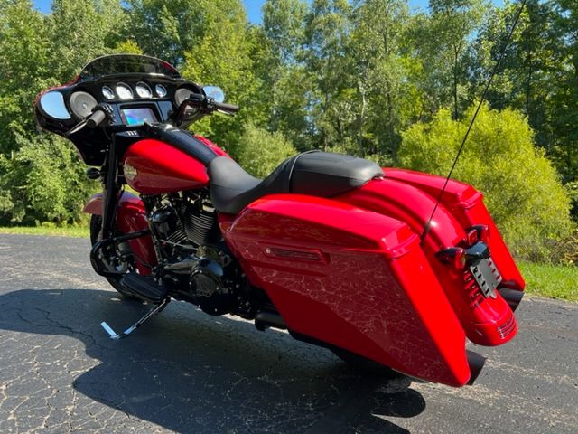 2022 Harley-Davidson Street Glide® Special in Portage, Michigan - Photo 7