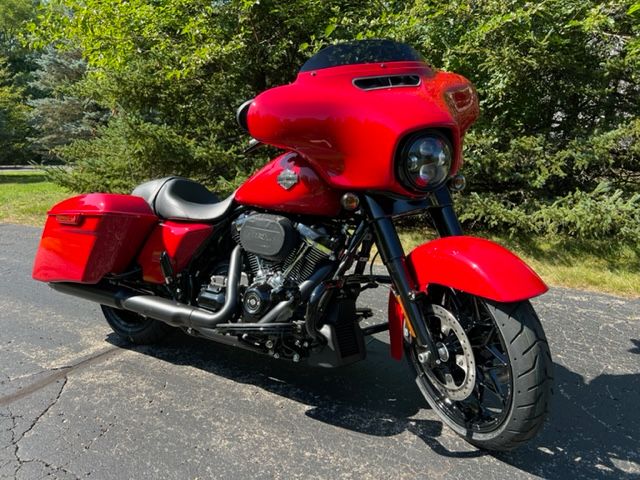 2022 Harley-Davidson Street Glide® Special in Portage, Michigan - Photo 11