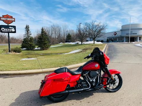 2022 Harley-Davidson Street Glide® Special in Portage, Michigan - Photo 5
