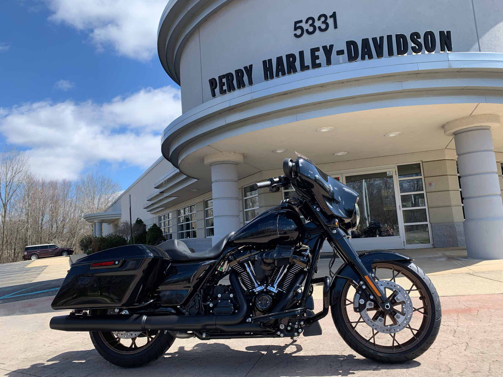 2022 Harley-Davidson Street Glide® ST in Portage, Michigan - Photo 5