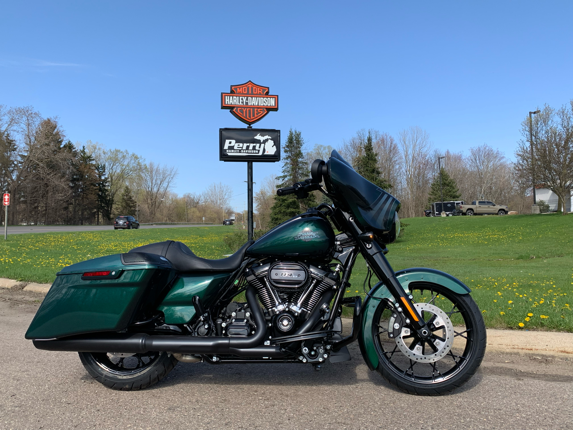 2021 Harley-Davidson Street Glide® Special in Portage, Michigan - Photo 1