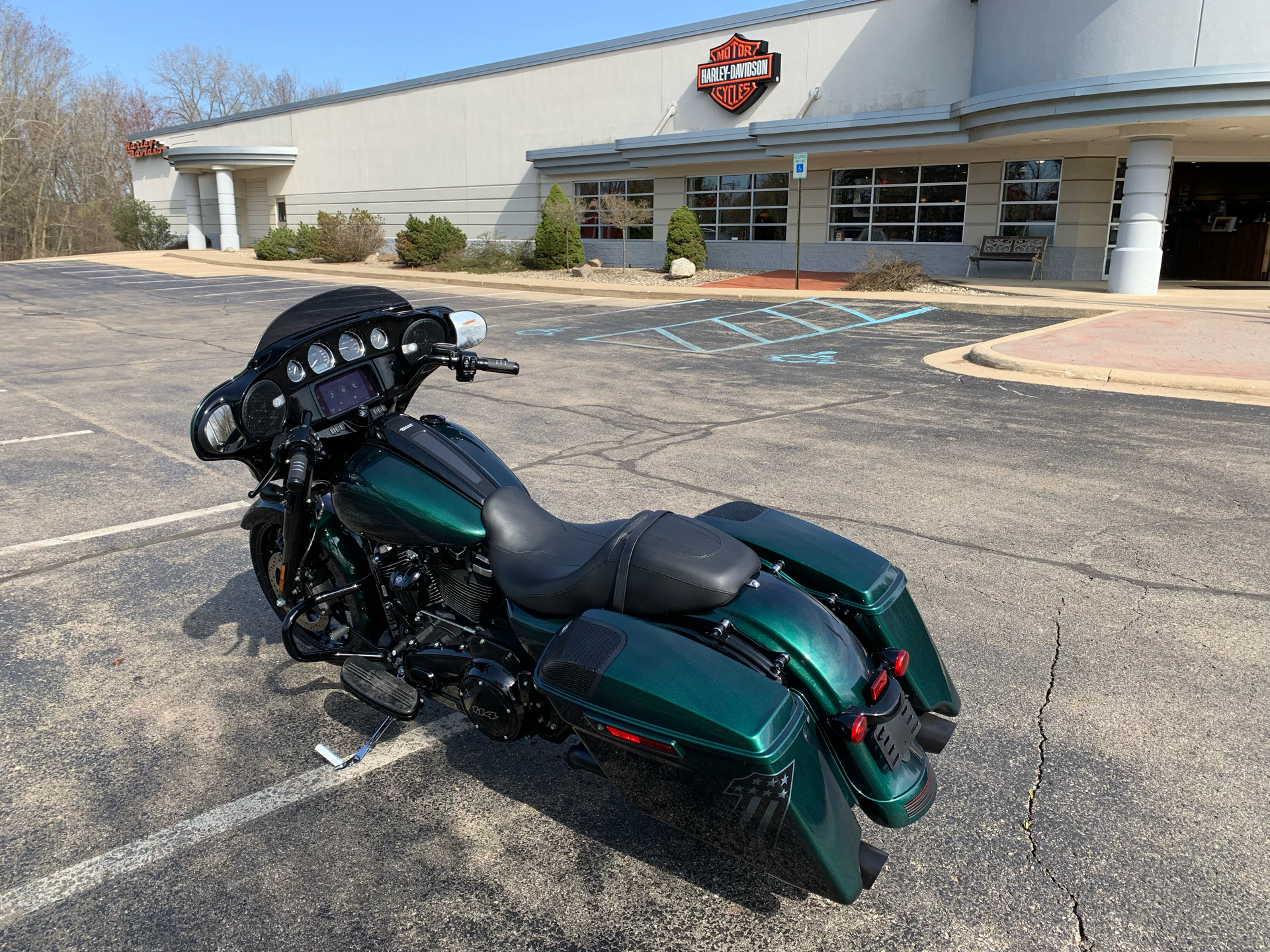 2021 Harley-Davidson Street Glide® Special in Portage, Michigan - Photo 11