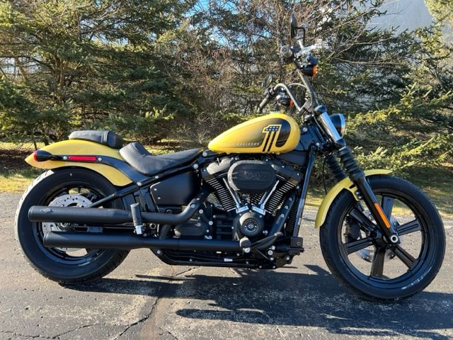 2023 Harley-Davidson Street Bob® 114 in Portage, Michigan - Photo 5