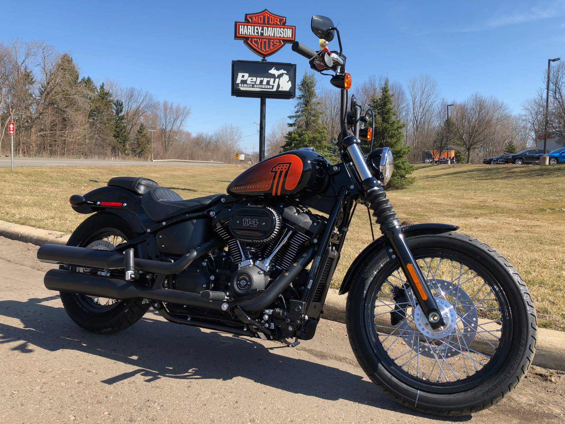 New 2021 Harley Davidson Street Bob 114 Motorcycles In Portage Mi 027416 Vivid Black