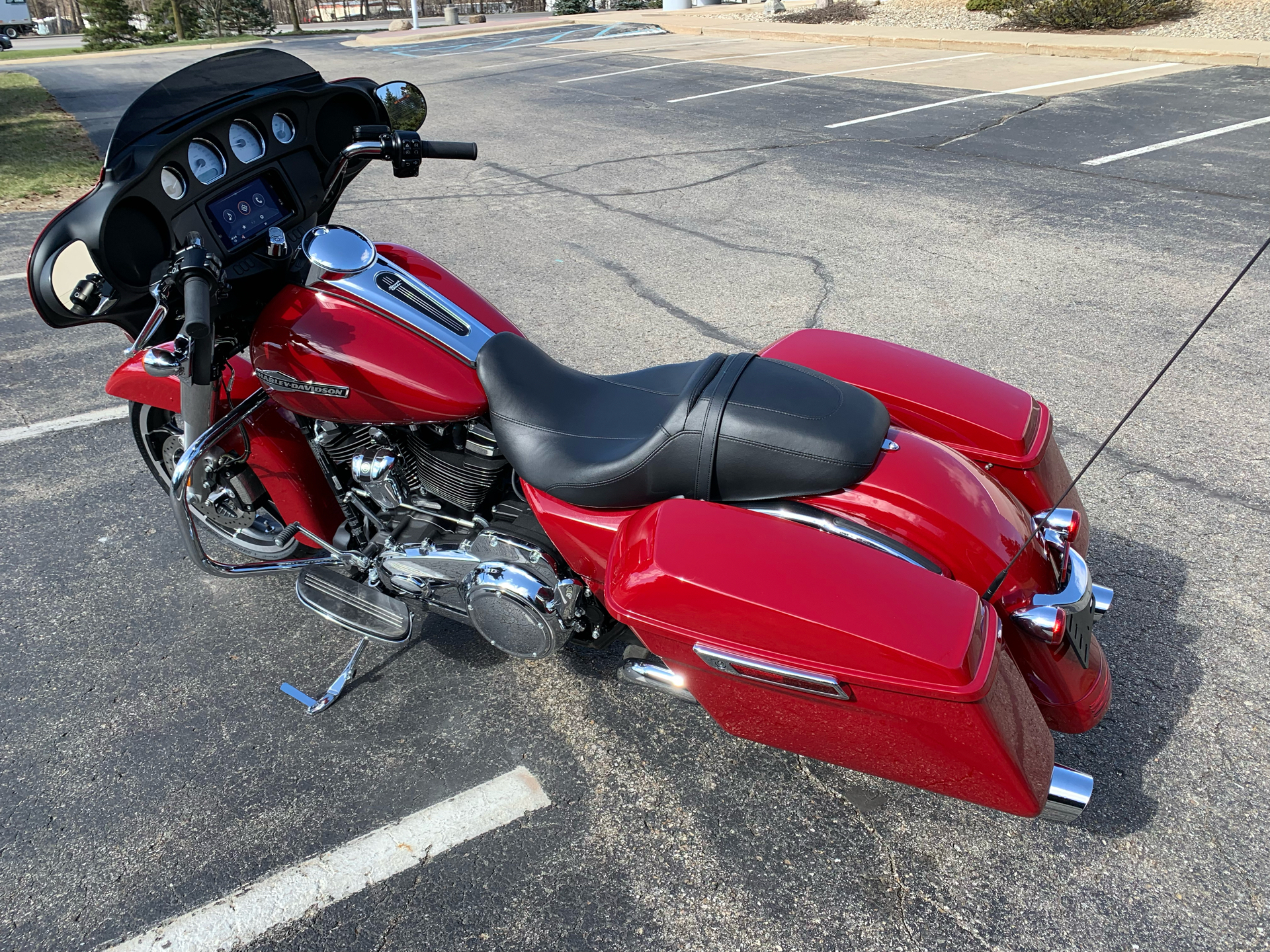 2021 Harley-Davidson Street Glide® in Portage, Michigan - Photo 10