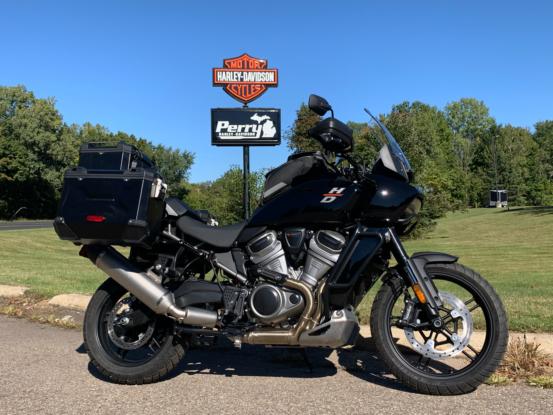 2022 Harley-Davidson Pan America™ 1250 Special in Portage, Michigan - Photo 1