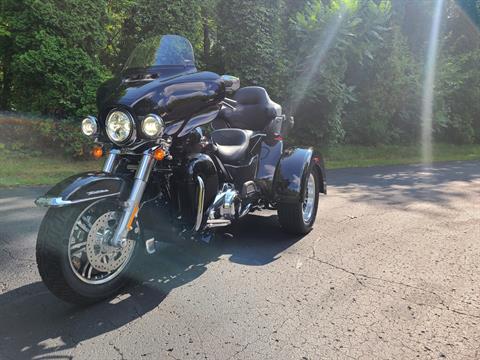 2023 Harley-Davidson Tri Glide® Ultra in Portage, Michigan - Photo 4