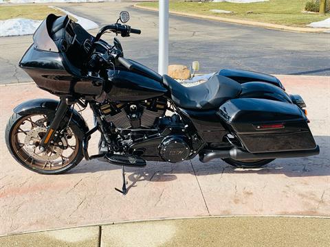 2022 Harley-Davidson Road Glide® ST in Portage, Michigan - Photo 12