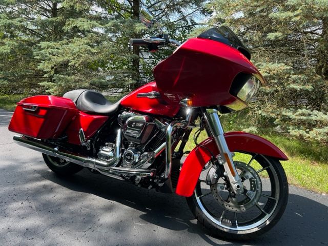 2023 Harley-Davidson Road Glide® in Portage, Michigan - Photo 3