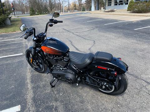 2022 Harley-Davidson Street Bob® 114 in Portage, Michigan - Photo 12