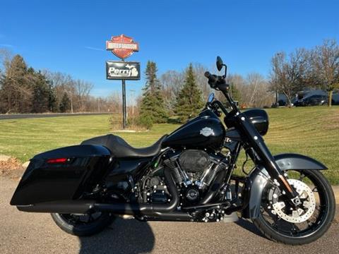 2022 Harley-Davidson Road King® Special in Portage, Michigan - Photo 2