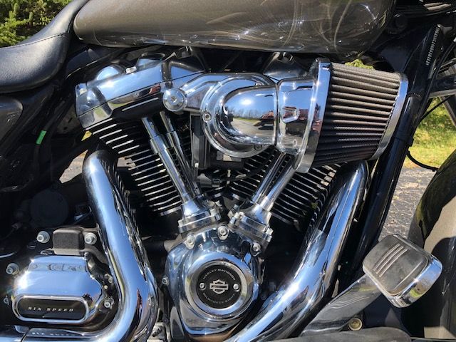 2019 Harley-Davidson Road Glide® in Portage, Michigan - Photo 3