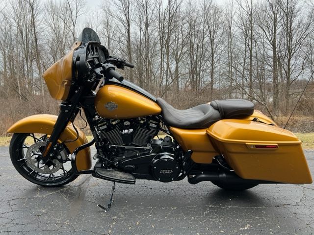 2023 Harley-Davidson Street Glide® Special in Portage, Michigan - Photo 8